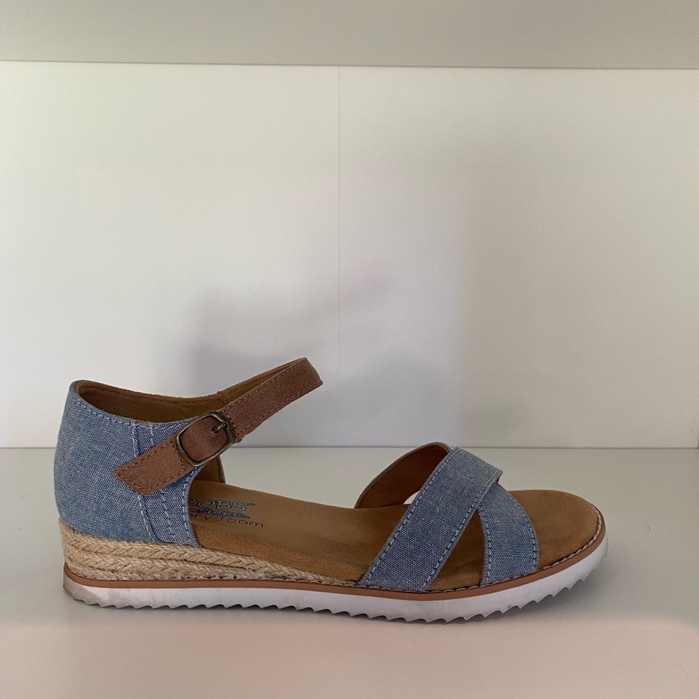 Women’s sandals